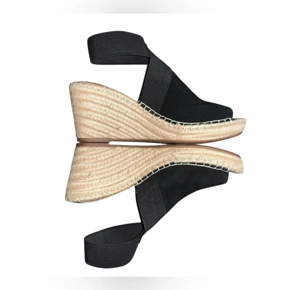 Kenneth Cole Colleen Leather Espadrille Wedge
GENTLE SOULS Size 6 - Picture 4 of 7